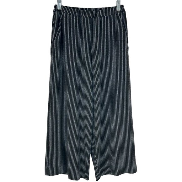 Alembika Black and White Pinstripe Cropped Wide Leg Pants Size 0